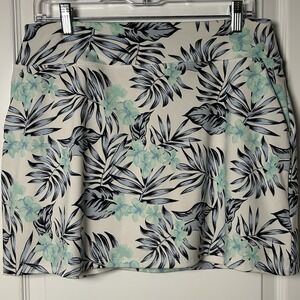 Tommy Bahama Golf Blue and White Tropical Floral Leaf Print Skort Coastal Style